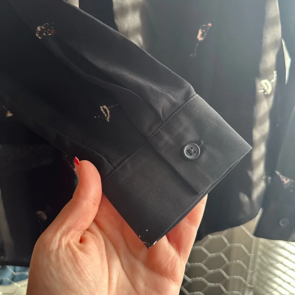 A83 NWT Maurices | Black Fun Cocktail Blouse